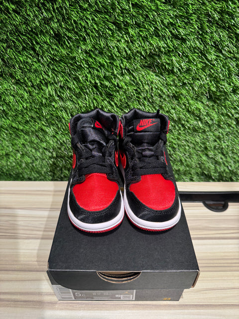 Jordan 1 Retro High OG Satin Bred (TD) Sz 5c