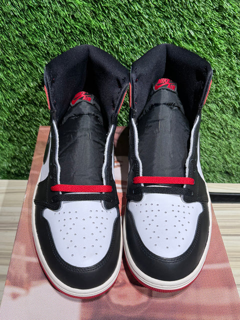 Jordan 1 Retro High OG Black Toe Reimagined Sz 11