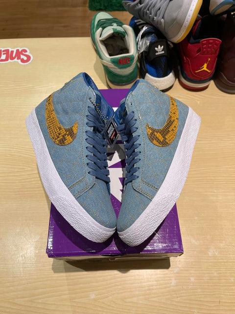 Nike SB Blazer Mid QS Supreme Denim