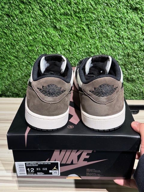 Jordan 1 Retro Low OG Mocha Sz 12M