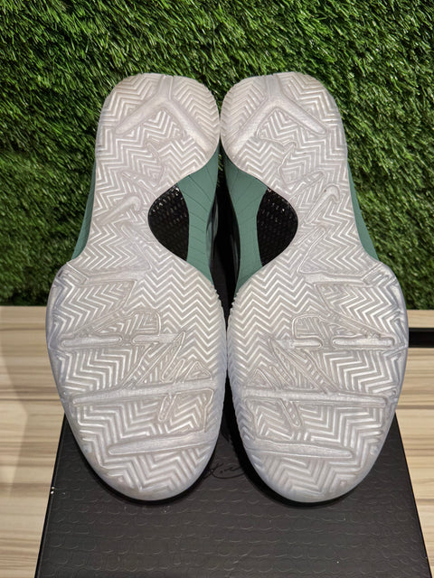 Nike Kobe 4 Protro Girl Dad Sz 9