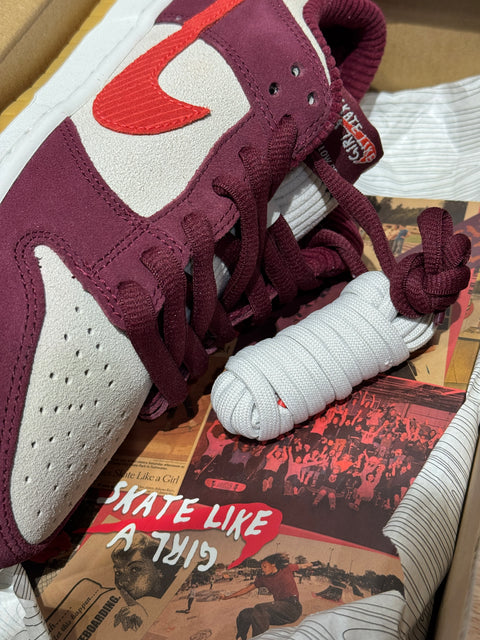 Nike SB Dunk Low Skate Like a Girl Sz 7