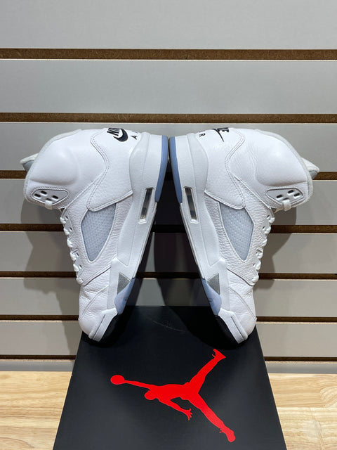 Jordan 5 Retro White Metallic (2026) Sz 8.5