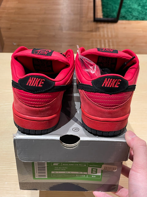 Nike SB Dunk Low Pure Blood Sz 8M