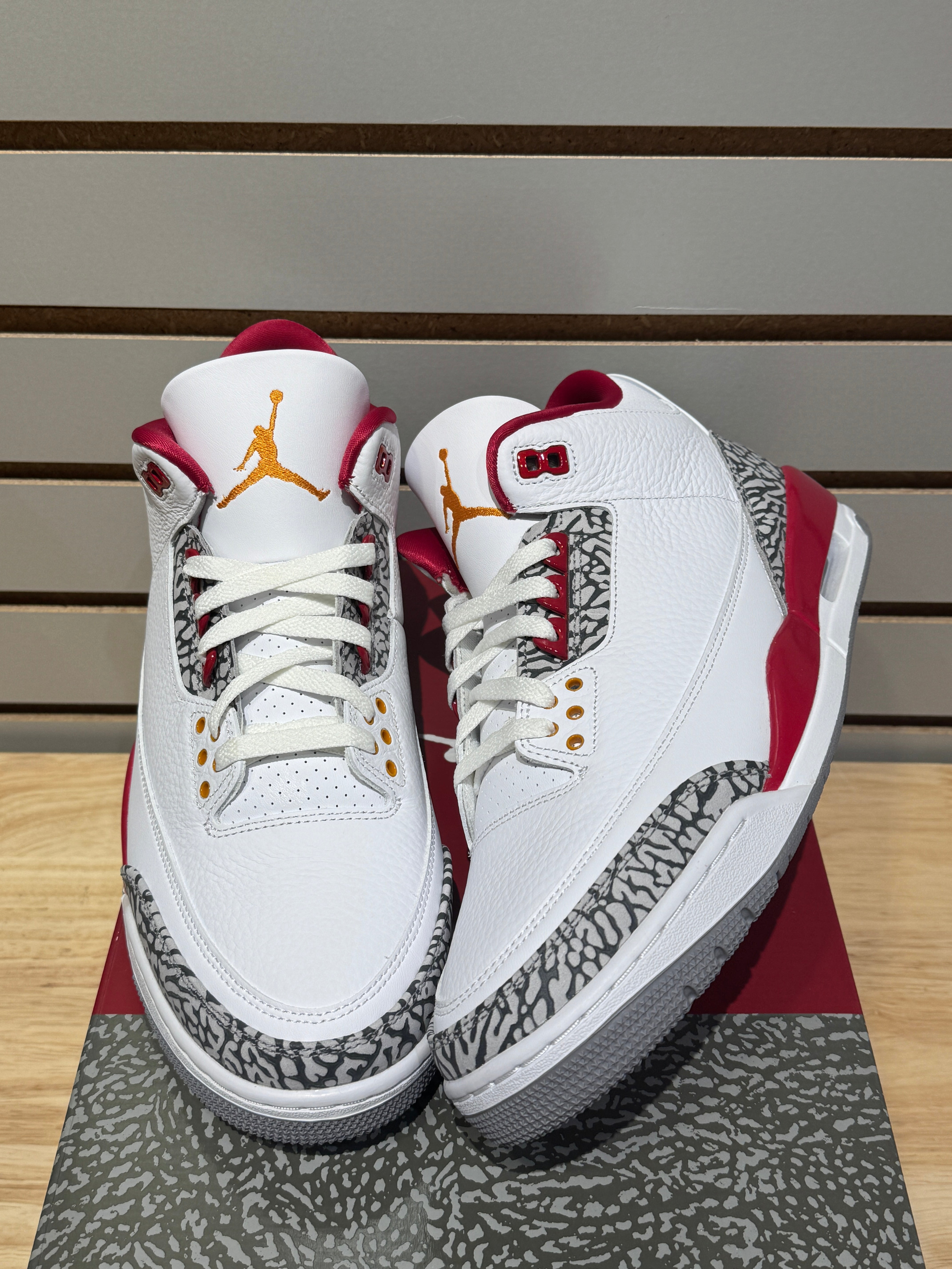 Jordan 3 Retro Cardinal Red Sz 11.5M – Sneak City