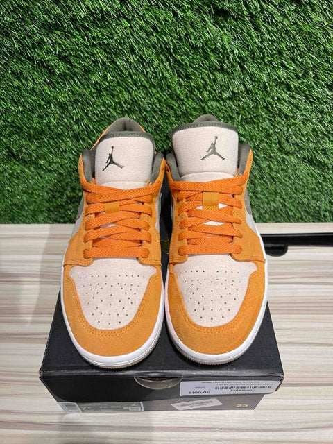 Jordan 1 Low SE Light Curry Sz 7.5M/9W