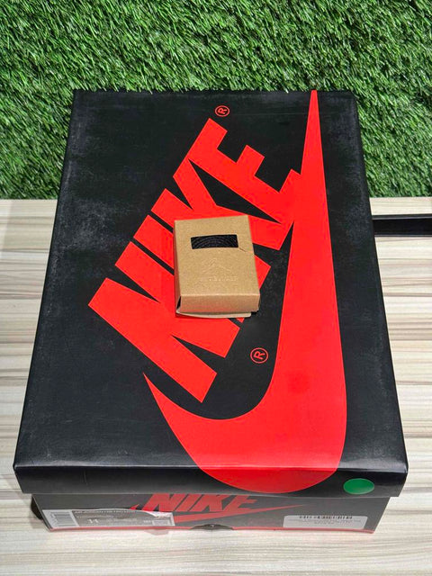 Jordan 1 Retro Low OG Black Toe (2023) Sz 11M