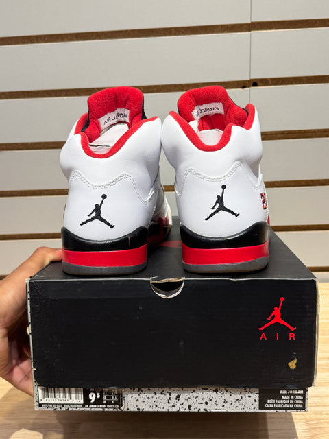 Jordan 5 Retro Fire Red Black Tongue (2013) Sz 9.5