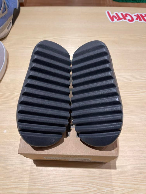 adidas Yeezy Slide Onyx (Kids) Sz 13K