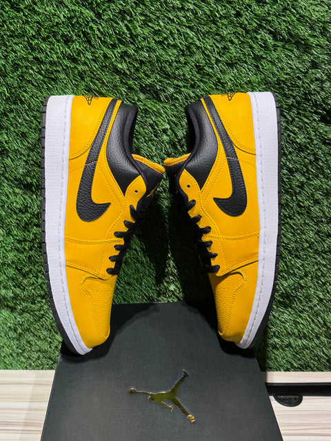 Jordan 1 Low University Gold Sz 12