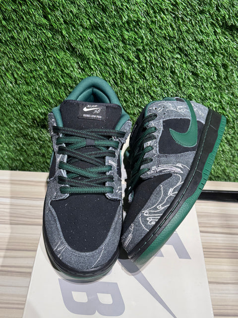 Nike SB Dunk Low There Skateboards Sz 9M