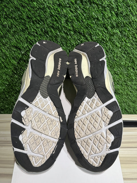New Balance 990v3 MiUSA JJJJound Olive Sz 8M