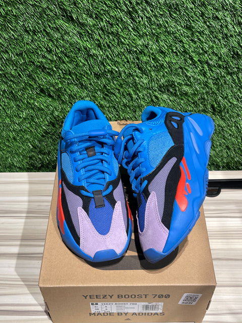 adidas Yeezy Boost 700 Hi-Res Blue Sz 5.5M