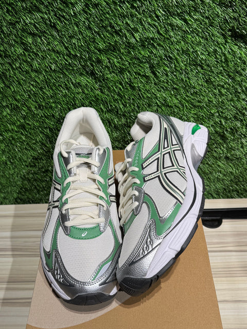 ASICS GT-2160 Cream Bamboo Sz 9M
