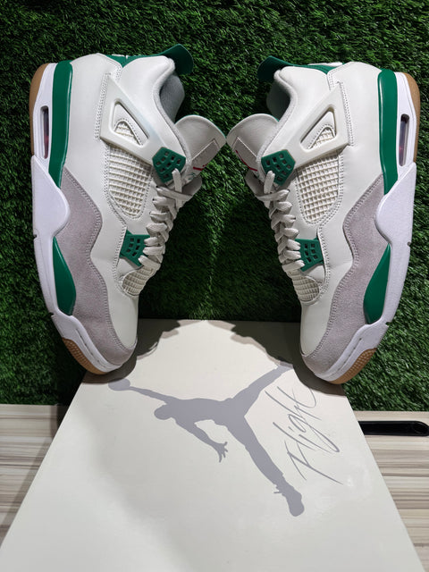 Jordan 4 Retro SB Pine Green Sz 14M