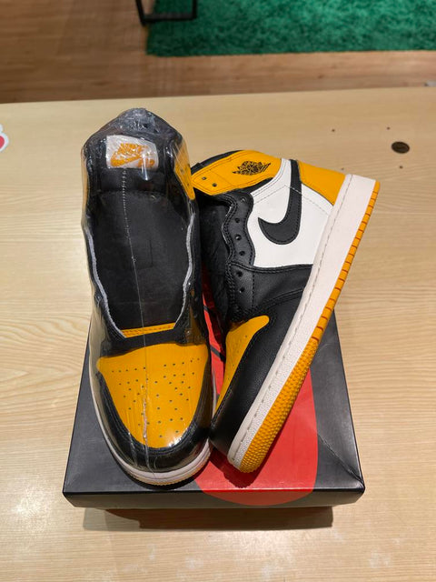 Jordan 1 Retro High OG Taxi (GS) Sz 6.5Y