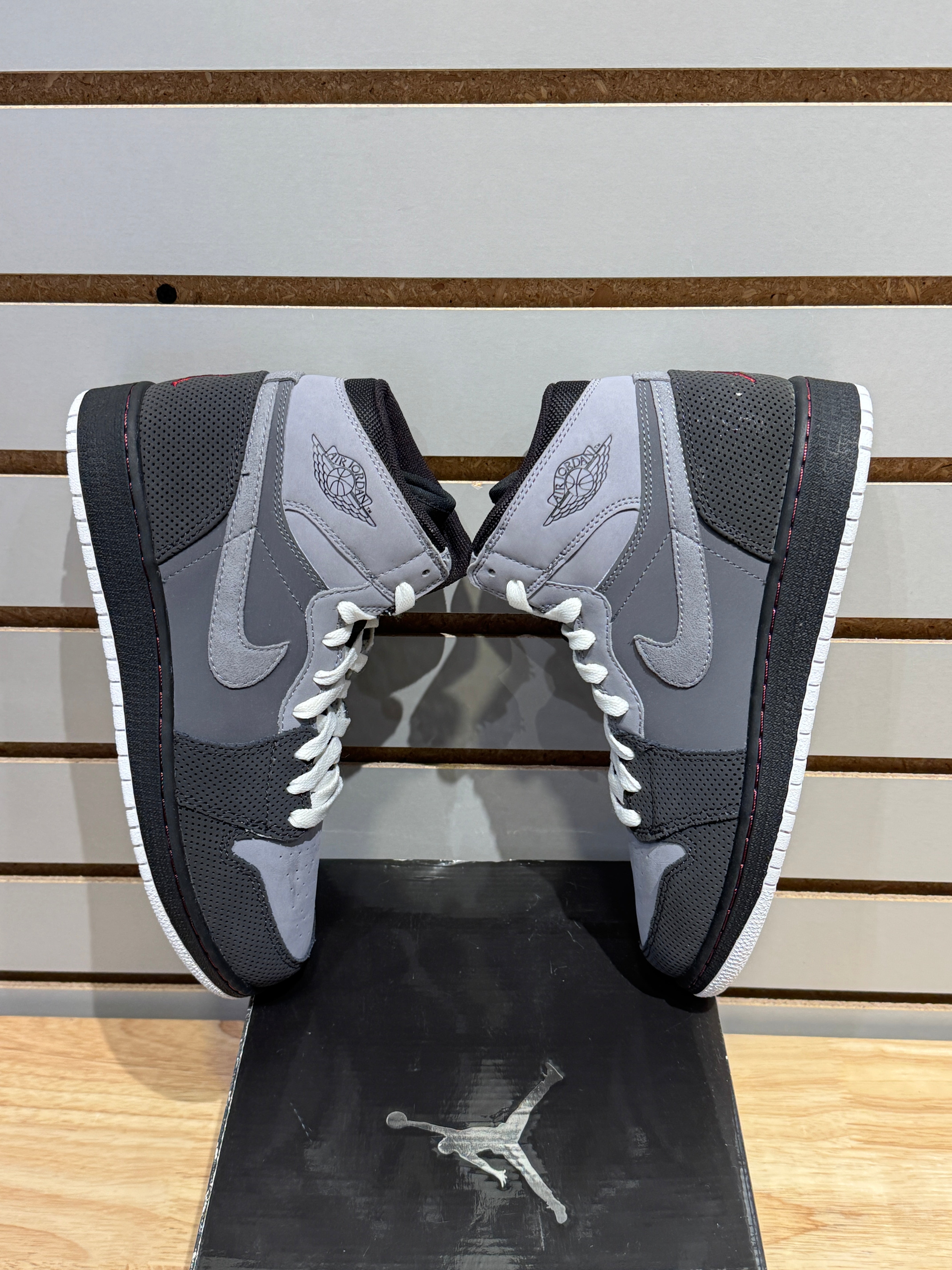 Air Jordan 1 High Stealth Sz 6.5Y – Sneak City