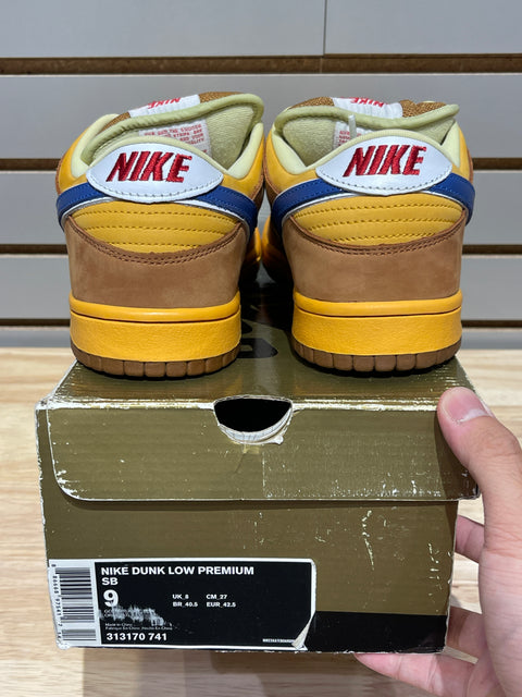 Nike SB Dunk Low Newcastle Brown Ale Sz 9