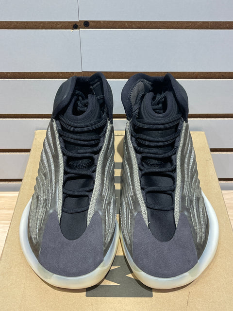 adidas Yeezy QNTM Barium Sz 9.5