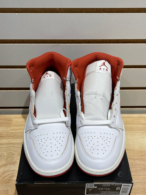 Jordan 1 Mid SE Dune Red Sz 9