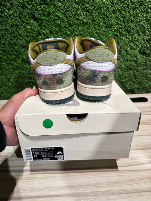 Nike SB Dunk Low Alexis Sablone Chameleon Sz 10.5M