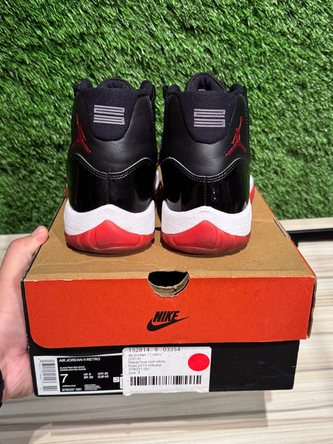 Jordan 11 Retro Playoffs Bred (2019) Sz 7M