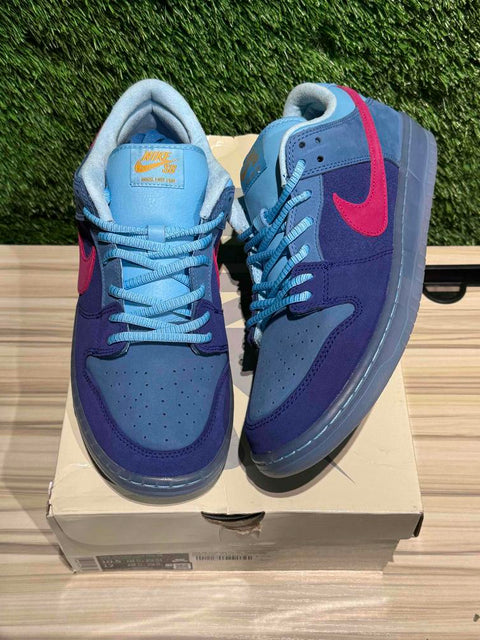 Nike SB Dunk Low Run The Jewels Sz 10.5