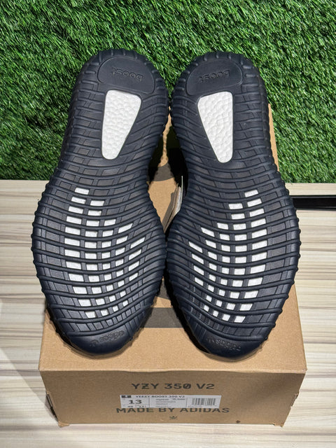 adidas Yeezy Boost 350 V2 Onyx Sz 13M.