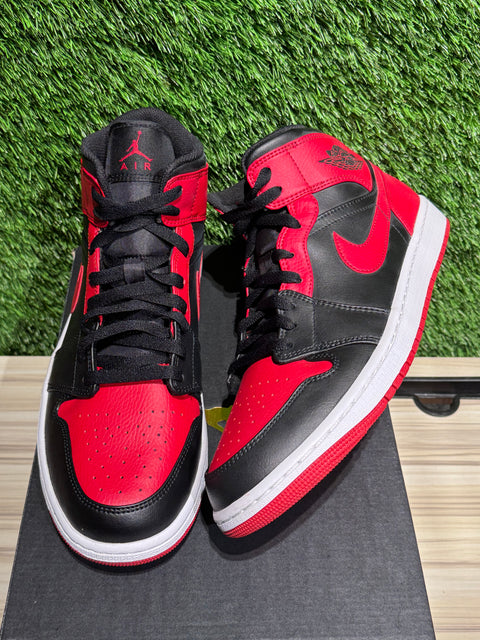 Jordan 1 Mid Banned (2020) Sz 11