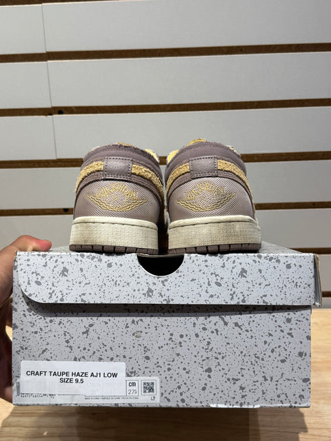 Jordan 1 Low SE Craft Taupe Haze Sz 9.5M