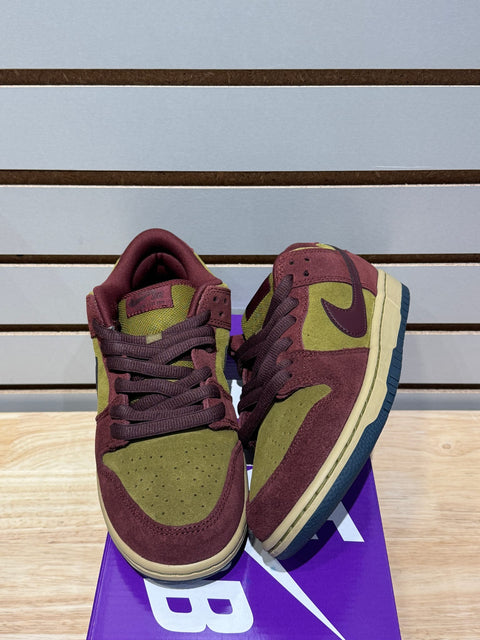 Nike SB Dunk Low Dark Team Red Olive Flak Sz 7