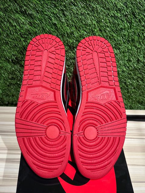 Jordan 1 Retro High OG Patent Bred Sz 12