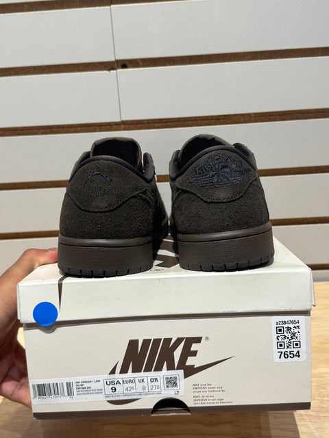 Jordan 1 Retro Low OG SP Travis Scott Velvet Brown Sz 9M