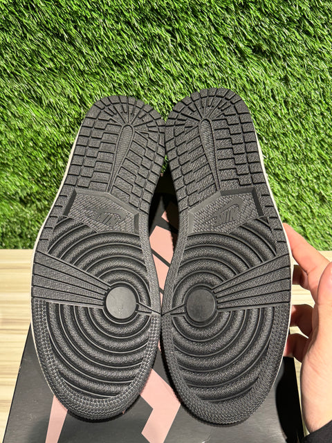 Jordan 1 Retro Low OG Mocha Sz 8