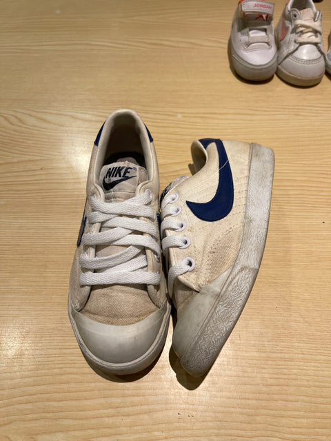 1985 Nike Shoes Sz 13.5C