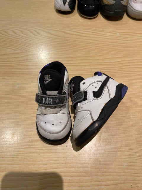 2000 Bo Jackson Trainer