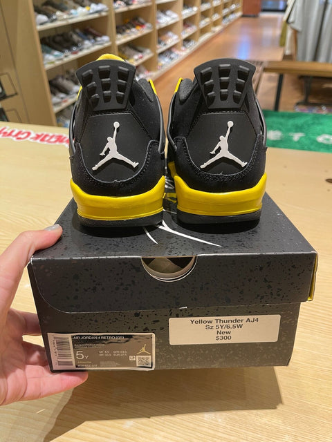 Jordan 4 Retro Thunder (2023) (GS)