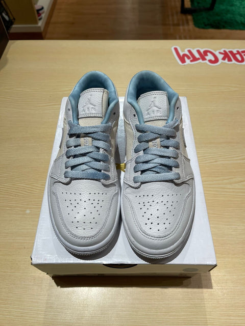 Jordan 1 Low Se Canvas Iris Whisper Sail (Women's)