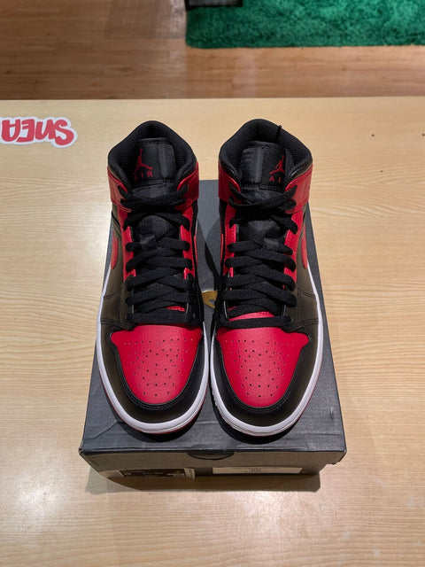 Jordan 1 Mid Banned (2020)