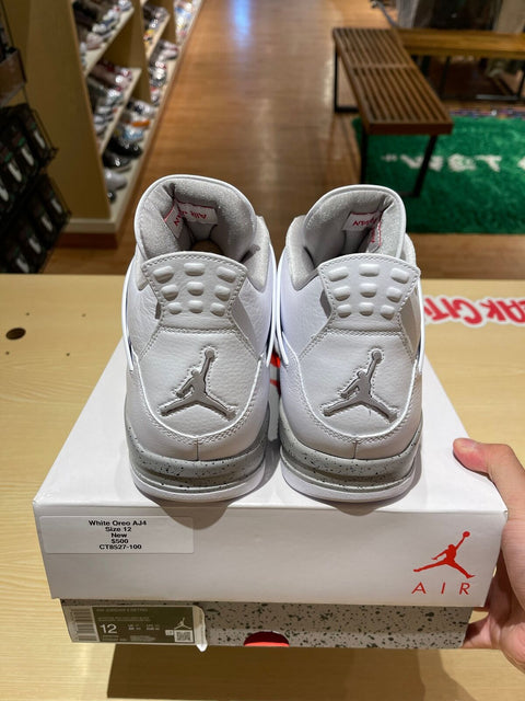 Jordan 4 Retro White Oreo (2021)