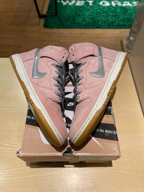 Nike SB Dunk High Concepts When Pigs Fly