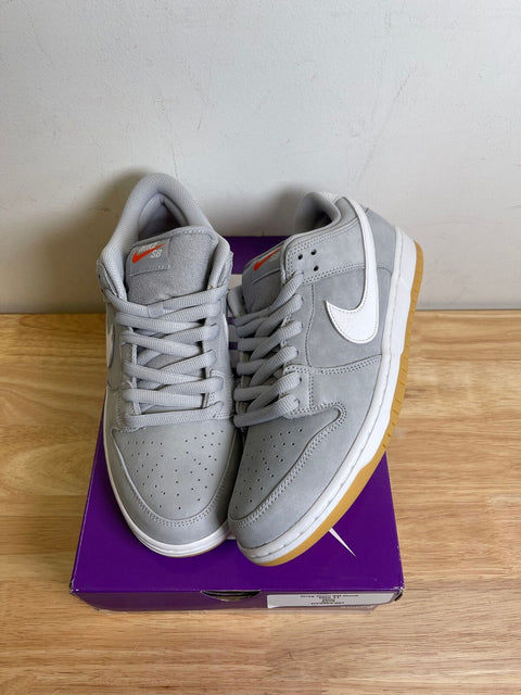 Nike SB Dunk Low Dark Grey Black Gum