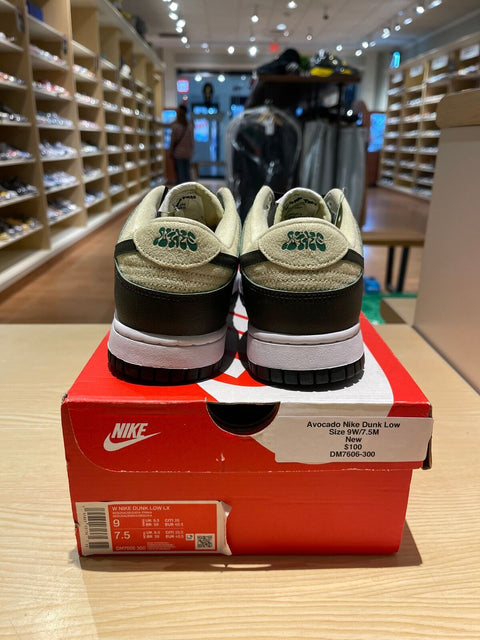 Nike Dunk Low Avocado (W)