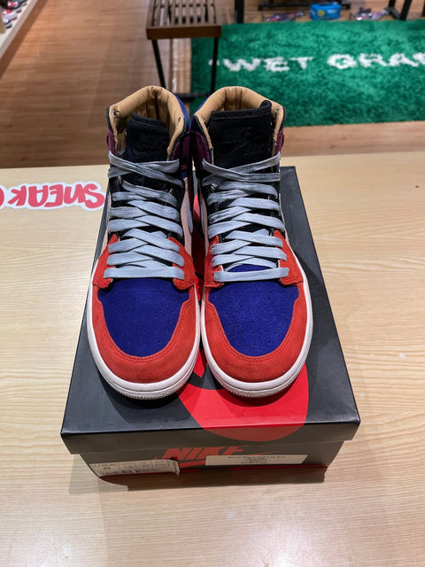 Jordan 1 Retro High Aleali May Court Lux (W)