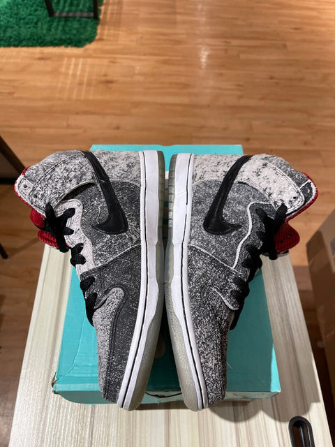 Nike SB Dunk High Salt Stain