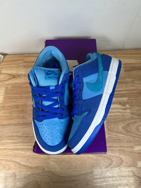 Nike SB Dunk Low Blue Raspberry