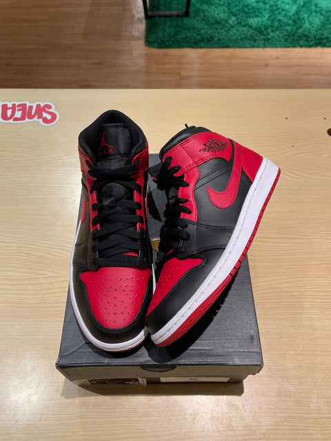 Jordan 1 Mid Banned (2020)