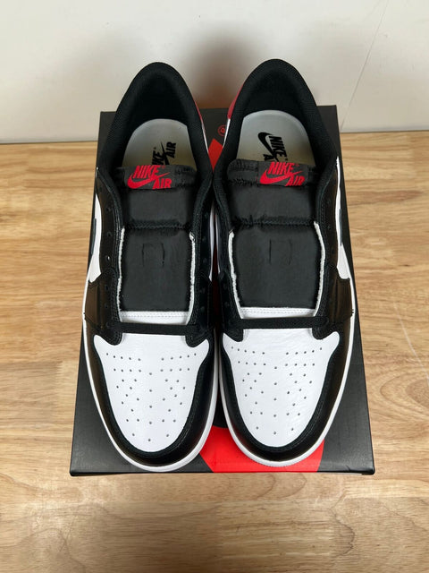 Jordan 1 Retro Low OG Black Toe (2023)