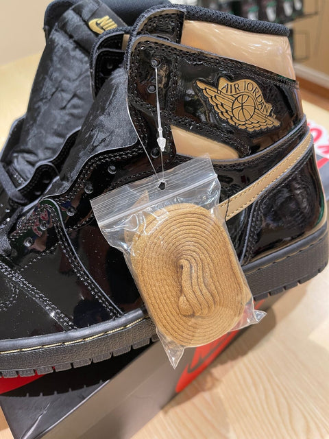 Jordan 1 Retro High Black Metallic Gold (2020)