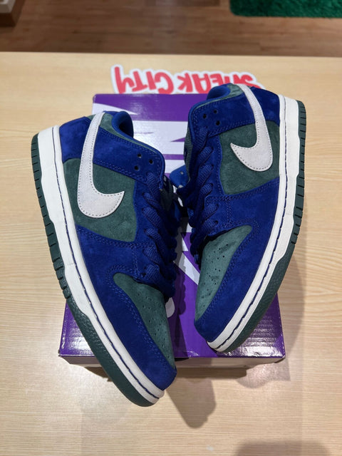 Nike SB Dunk Low Deep Royal Blue